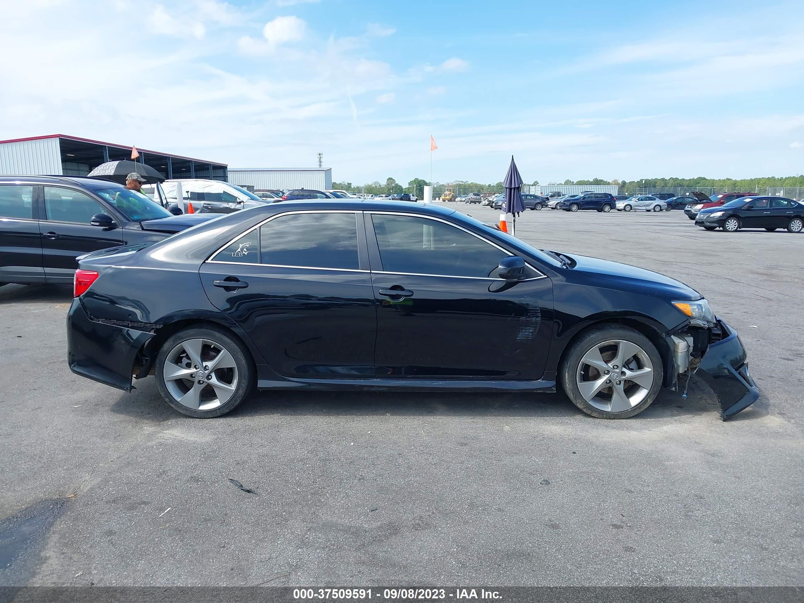 Photo 12 VIN: 4T1BF1FK8EU871844 - TOYOTA CAMRY 