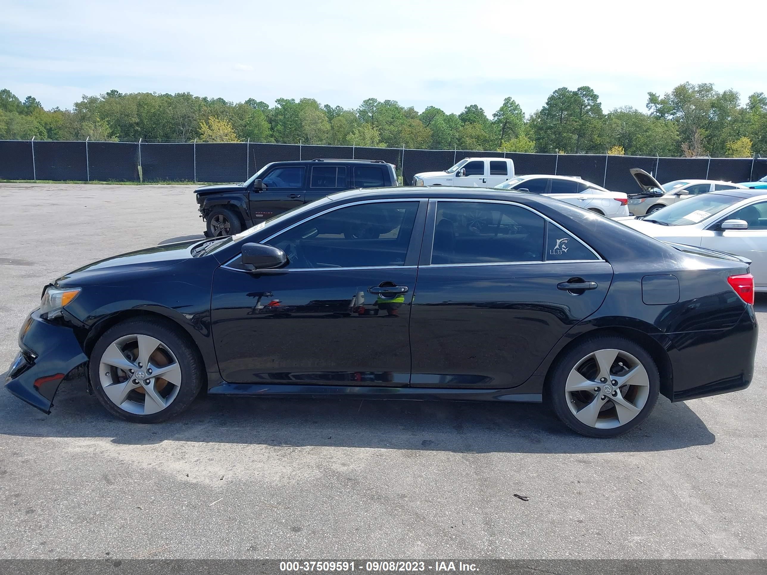 Photo 13 VIN: 4T1BF1FK8EU871844 - TOYOTA CAMRY 