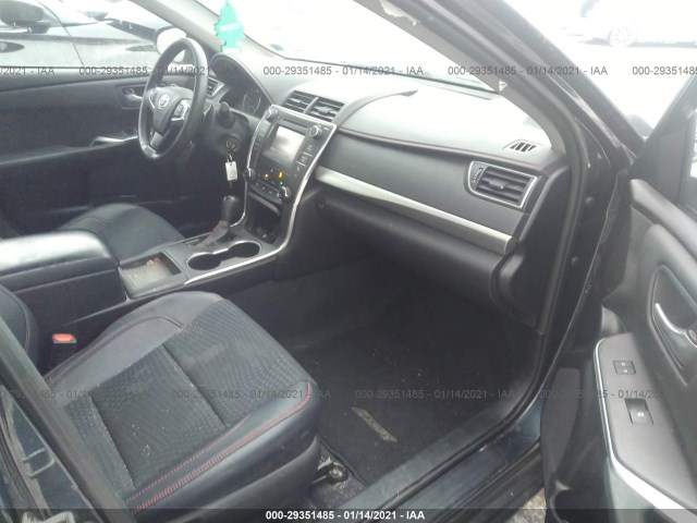 Photo 4 VIN: 4T1BF1FK8FU068825 - TOYOTA CAMRY 