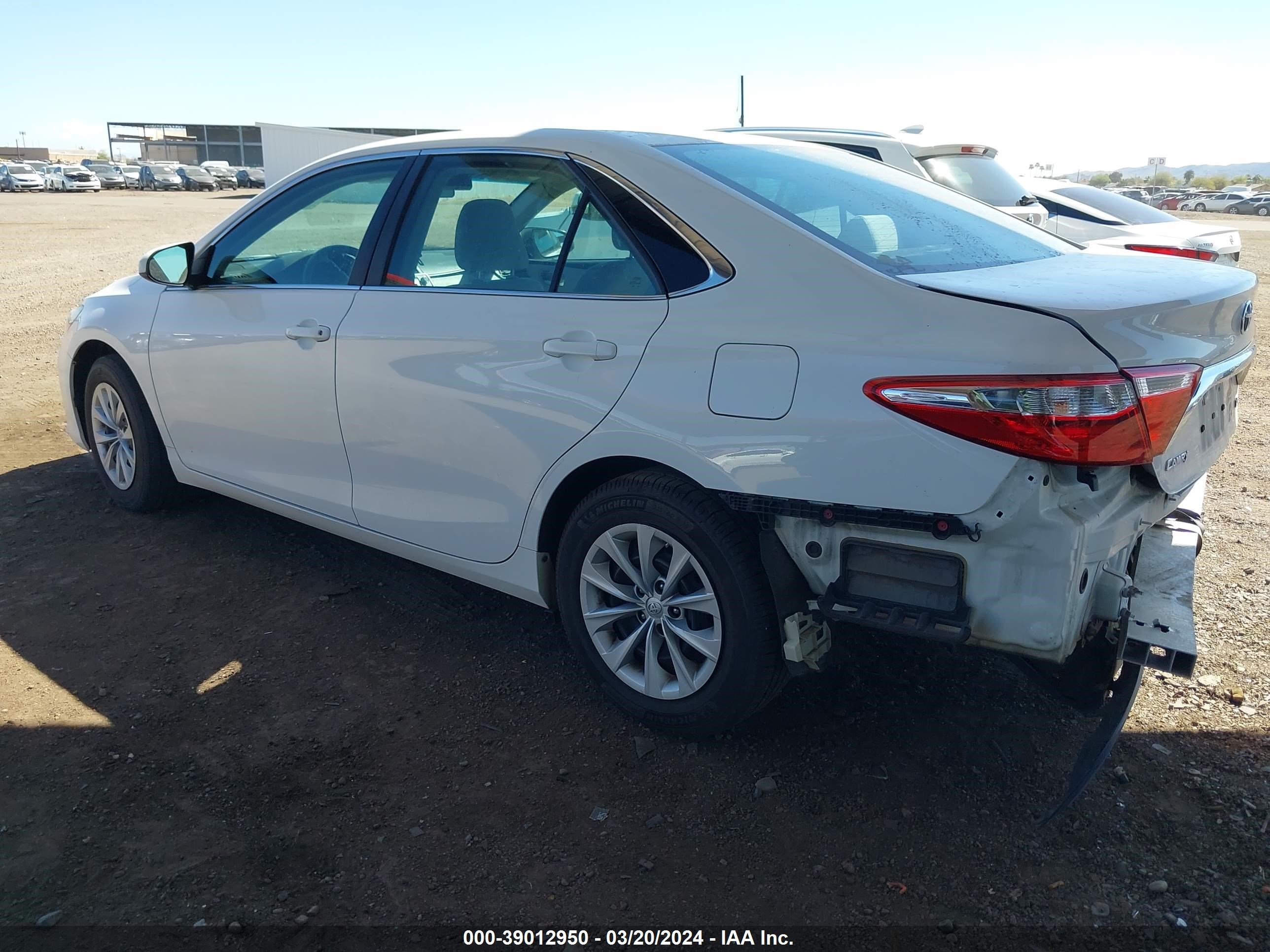 Photo 2 VIN: 4T1BF1FK8FU979592 - TOYOTA CAMRY 