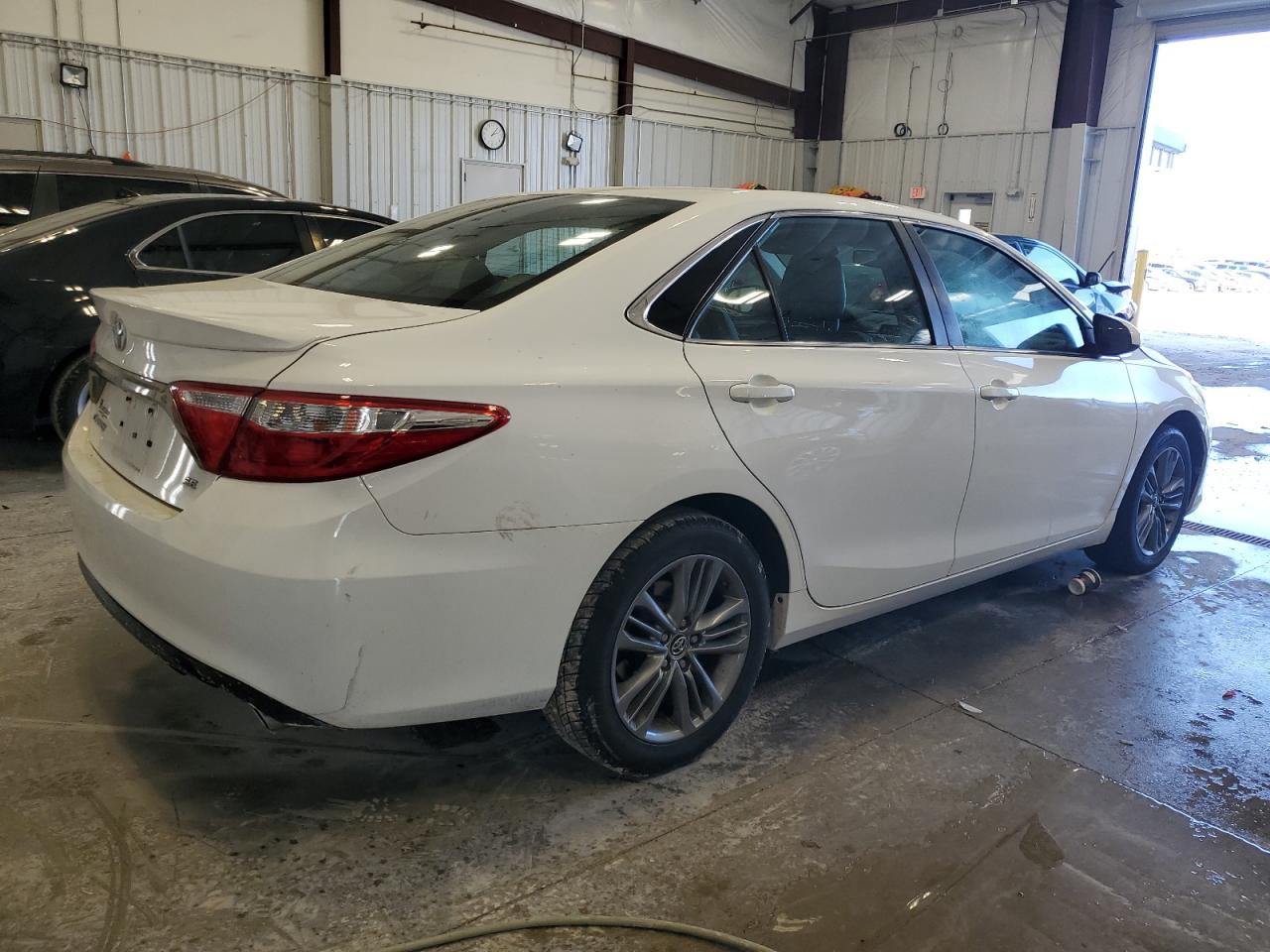 Photo 2 VIN: 4T1BF1FK8GU138437 - TOYOTA CAMRY 