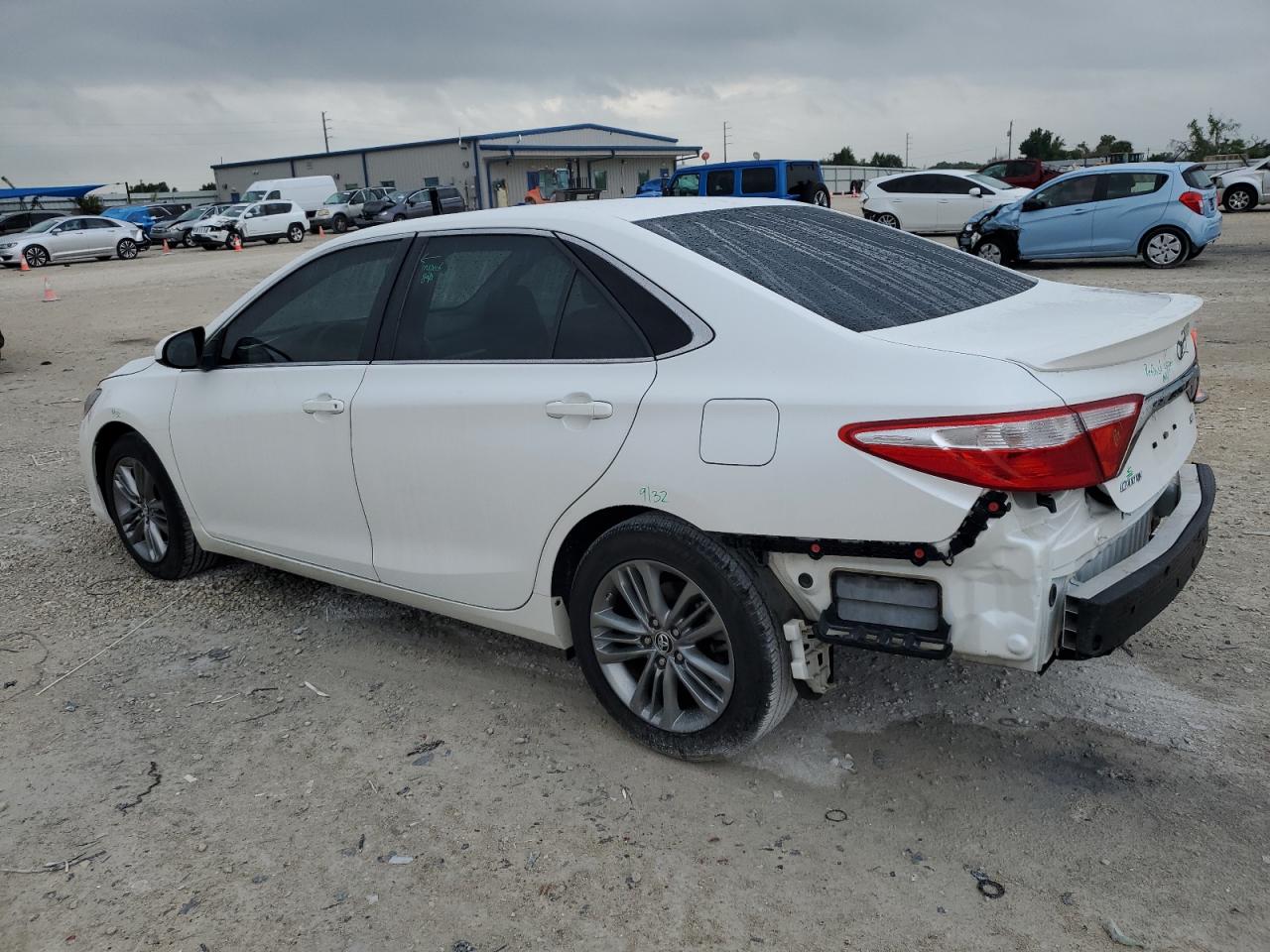 Photo 1 VIN: 4T1BF1FK8GU557341 - TOYOTA CAMRY 