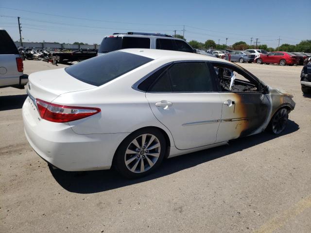 Photo 2 VIN: 4T1BF1FK8HU304182 - TOYOTA CAMRY LE 