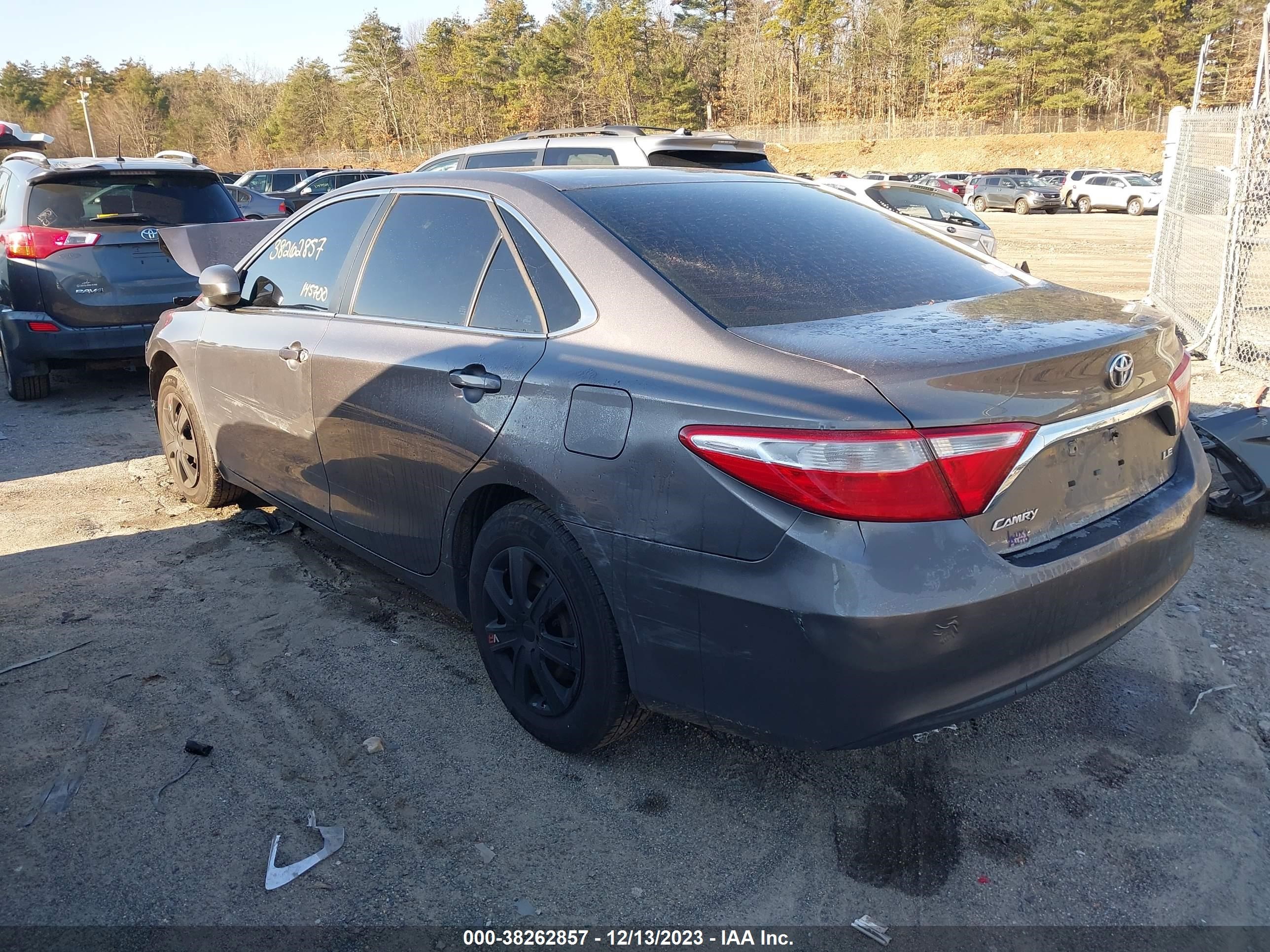 Photo 2 VIN: 4T1BF1FK8HU360347 - TOYOTA CAMRY 