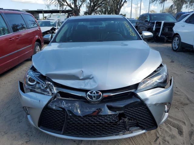 Photo 4 VIN: 4T1BF1FK8HU405982 - TOYOTA CAMRY LE 