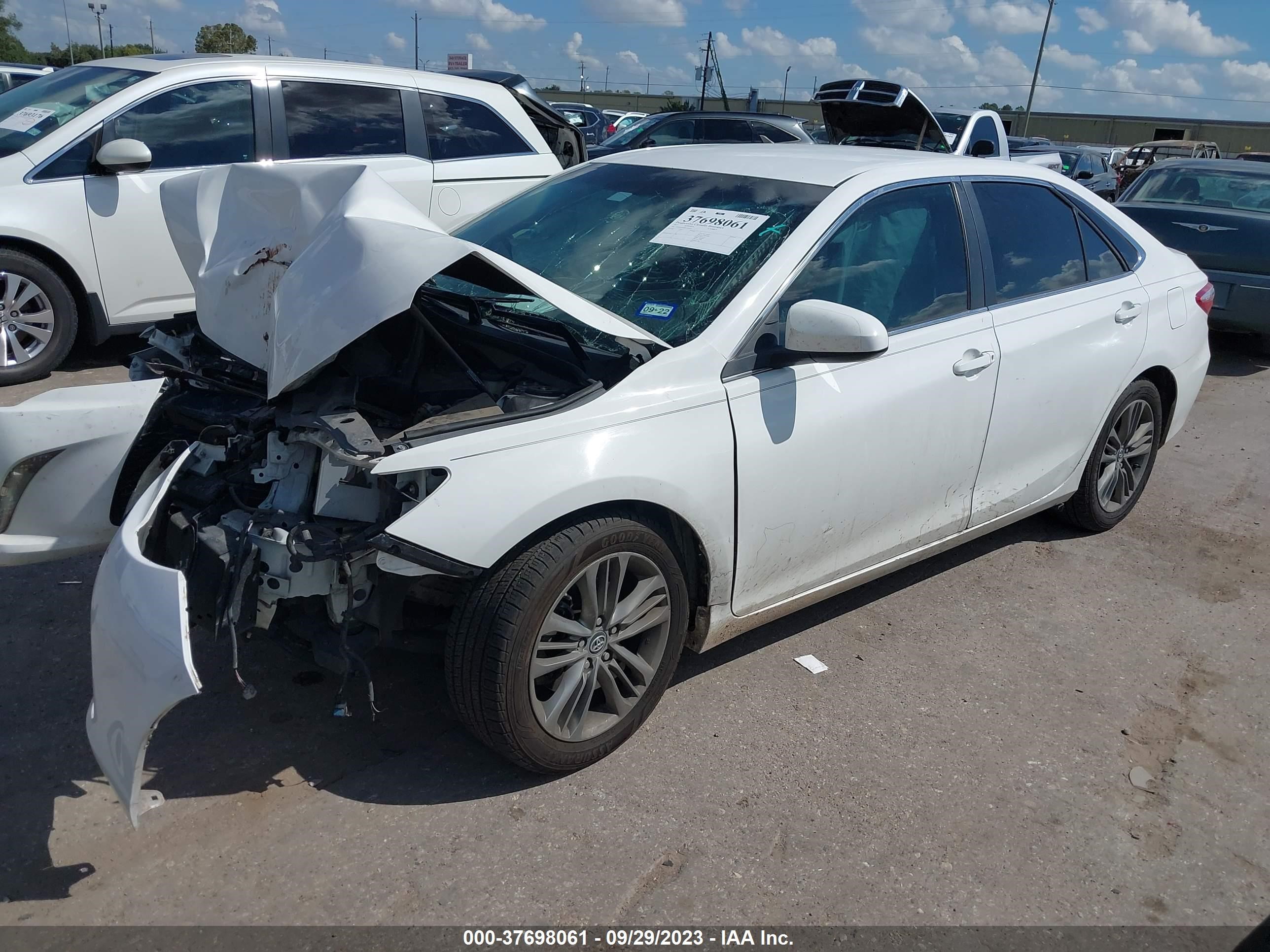 Photo 1 VIN: 4T1BF1FK8HU671812 - TOYOTA CAMRY 