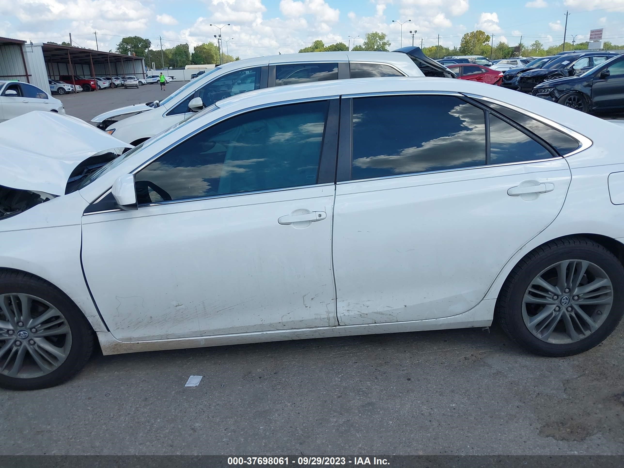 Photo 13 VIN: 4T1BF1FK8HU671812 - TOYOTA CAMRY 