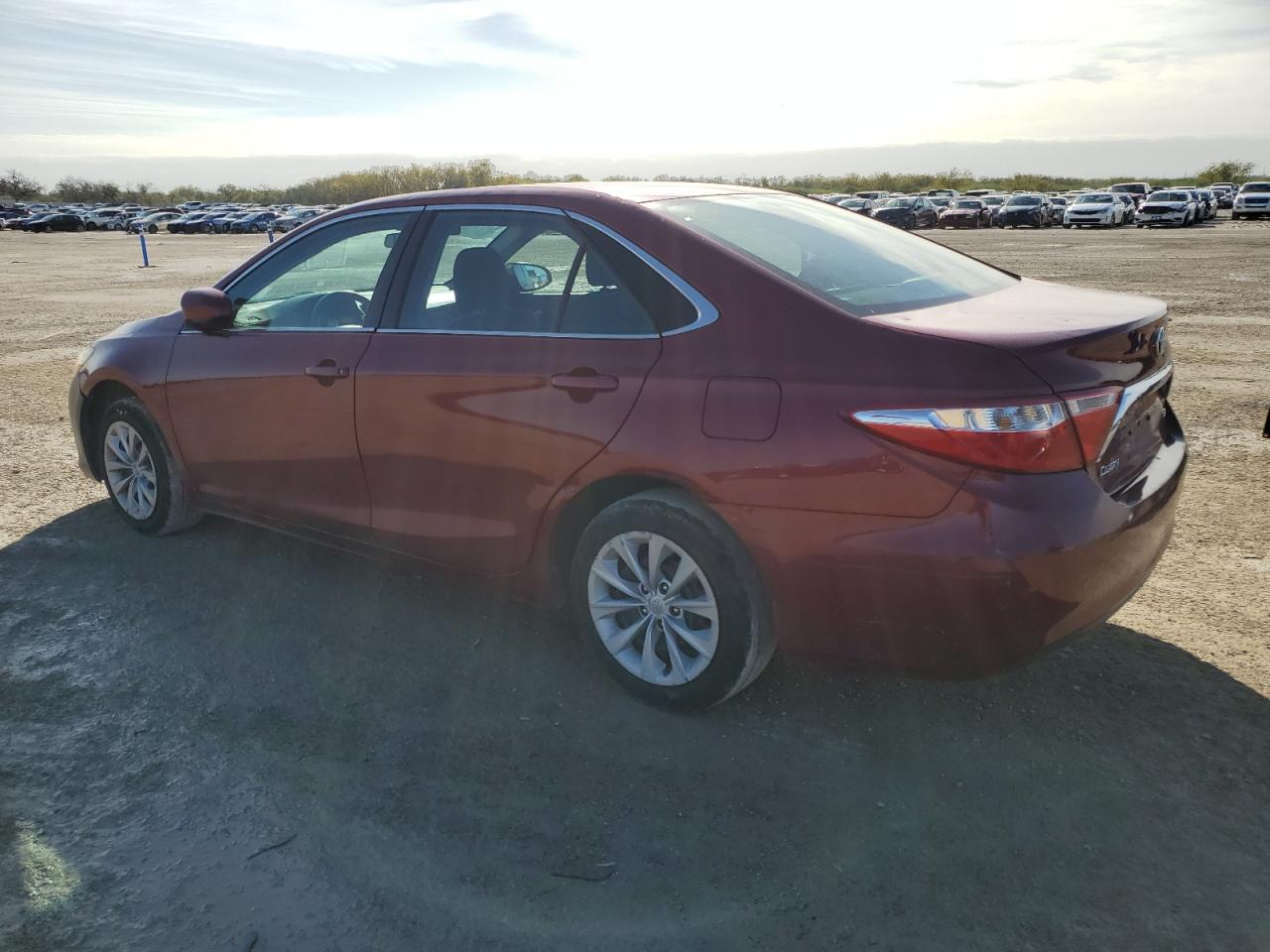 Photo 1 VIN: 4T1BF1FK8HU705800 - TOYOTA CAMRY 