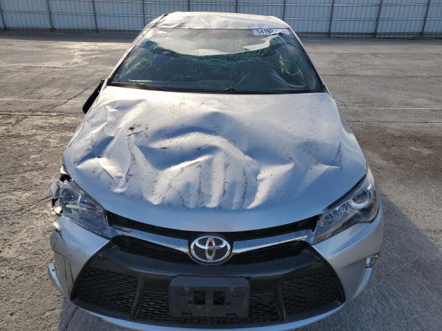 Photo 4 VIN: 4T1BF1FK8HU719566 - TOYOTA CAMRY LE 