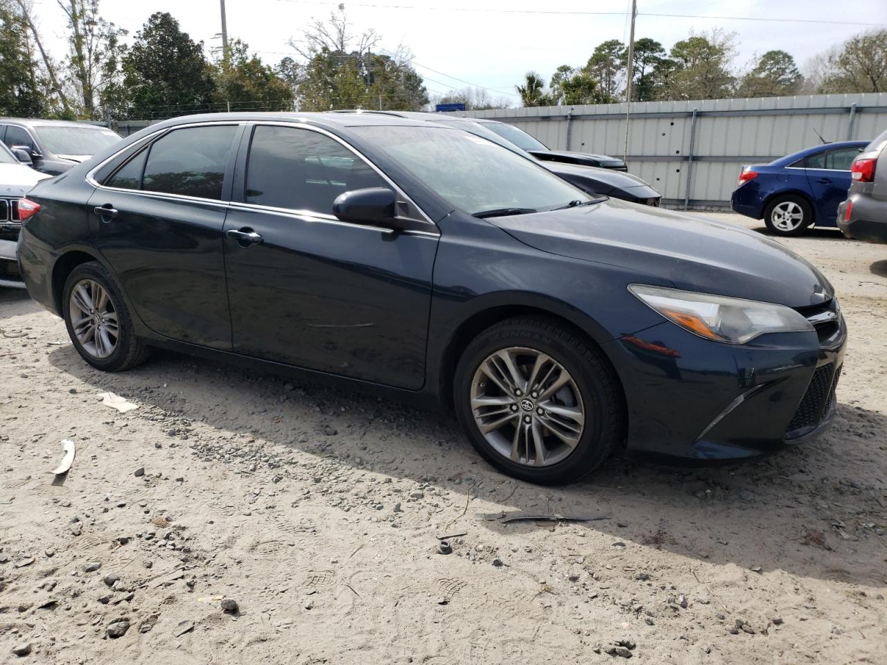 Photo 3 VIN: 4T1BF1FK8HU733693 - TOYOTA CAMRY 