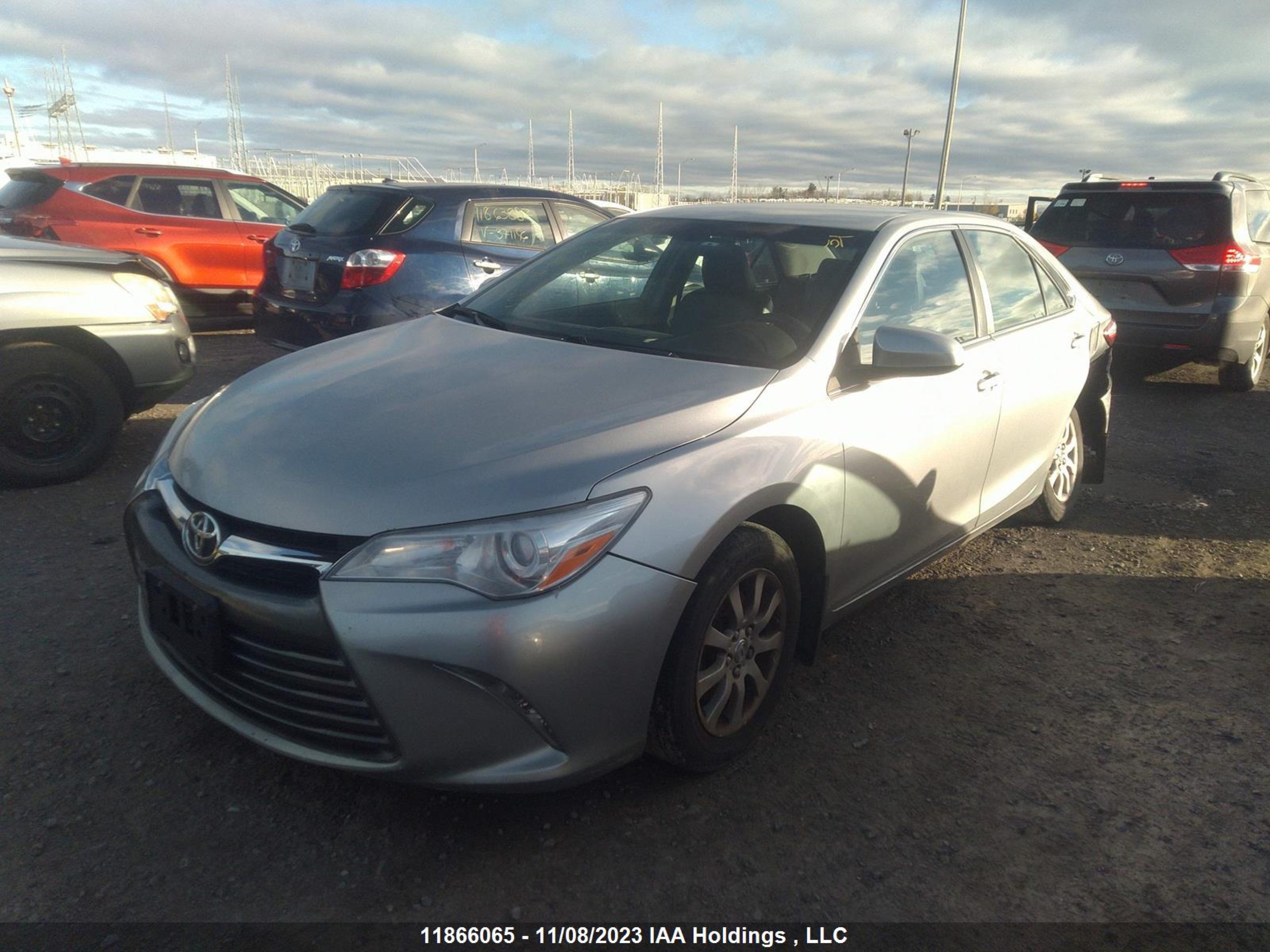 Photo 1 VIN: 4T1BF1FK8HU747352 - TOYOTA CAMRY 