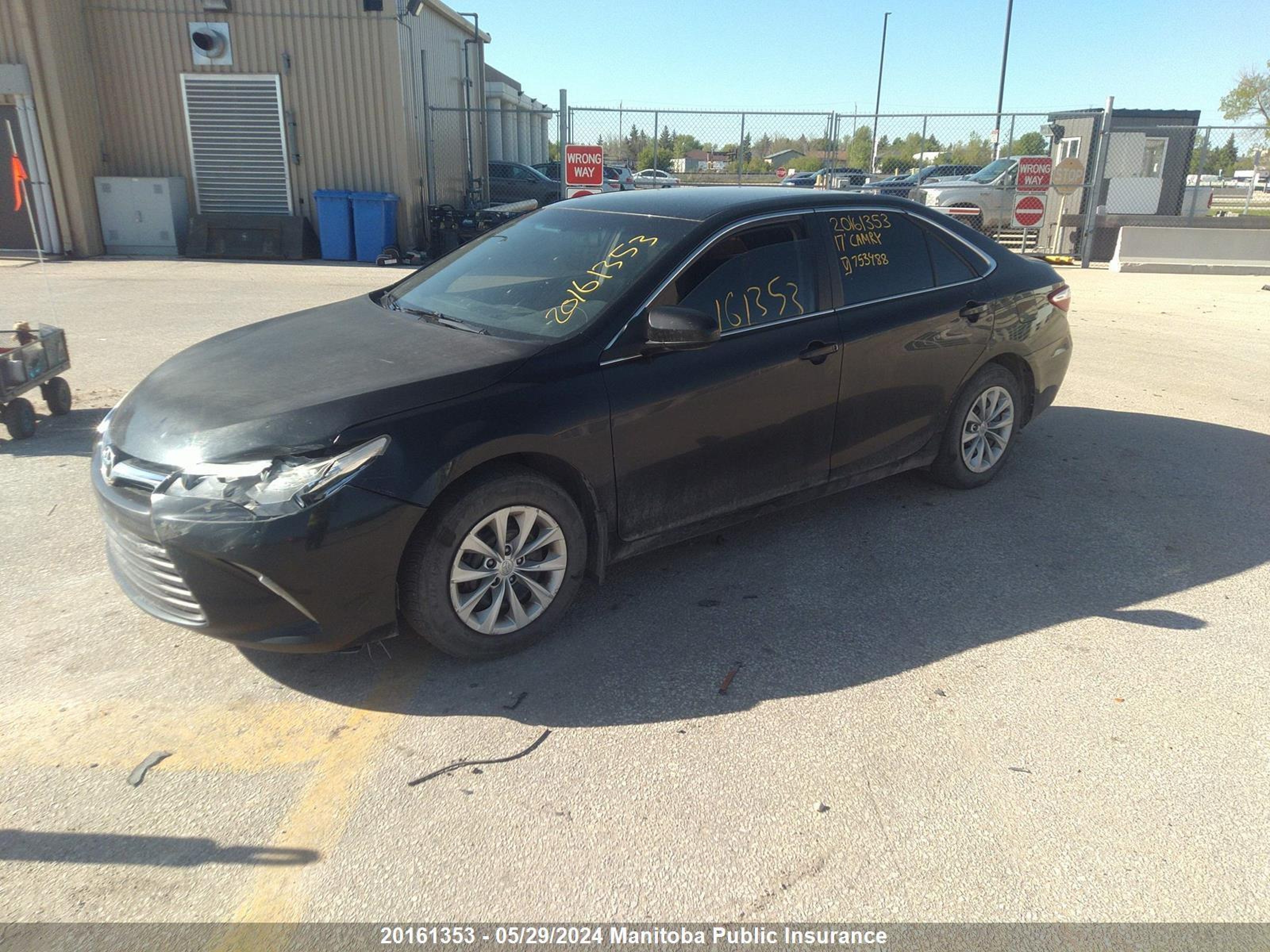 Photo 1 VIN: 4T1BF1FK8HU753488 - TOYOTA CAMRY 