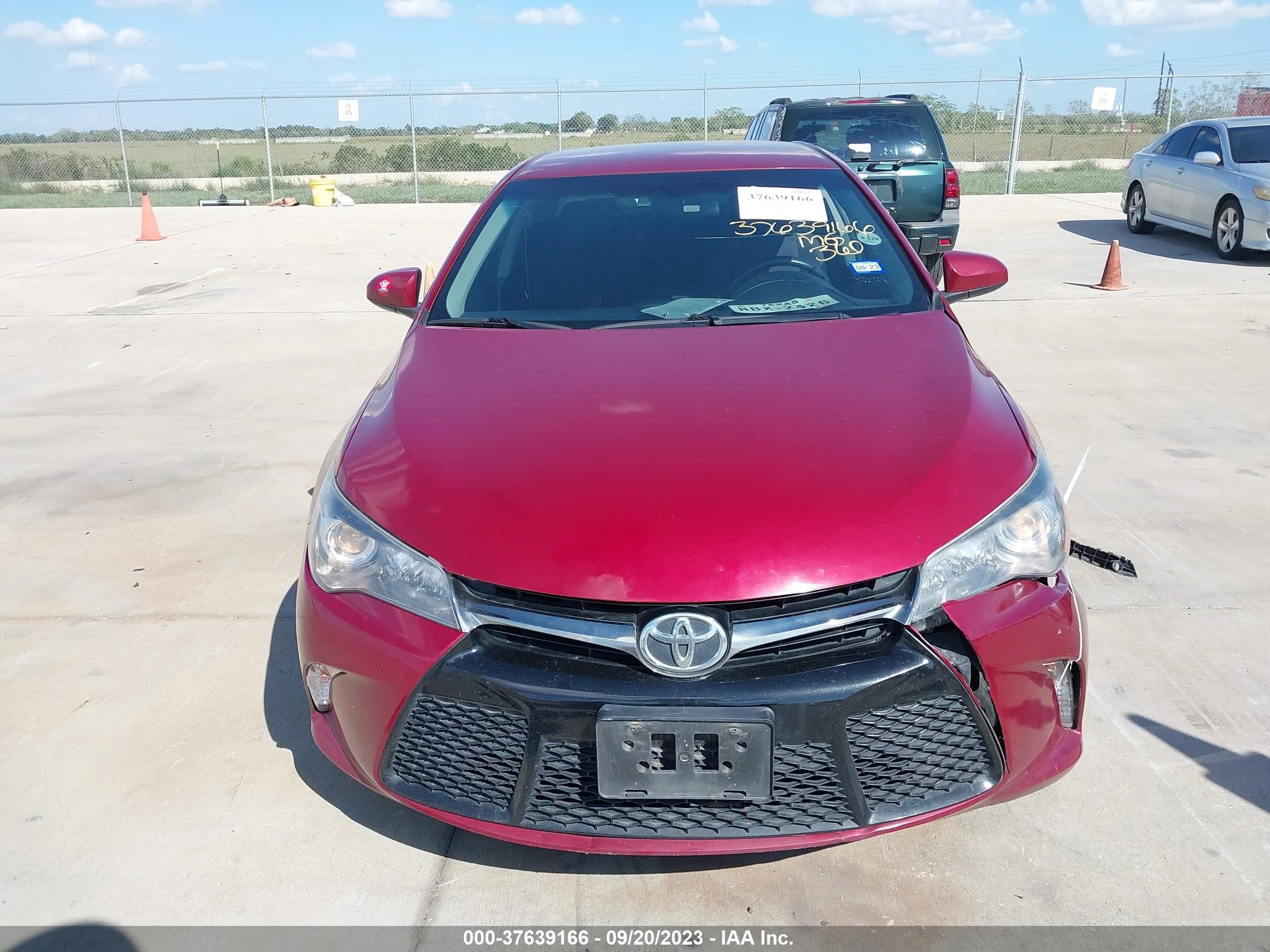 Photo 11 VIN: 4T1BF1FK8HU772588 - TOYOTA CAMRY 