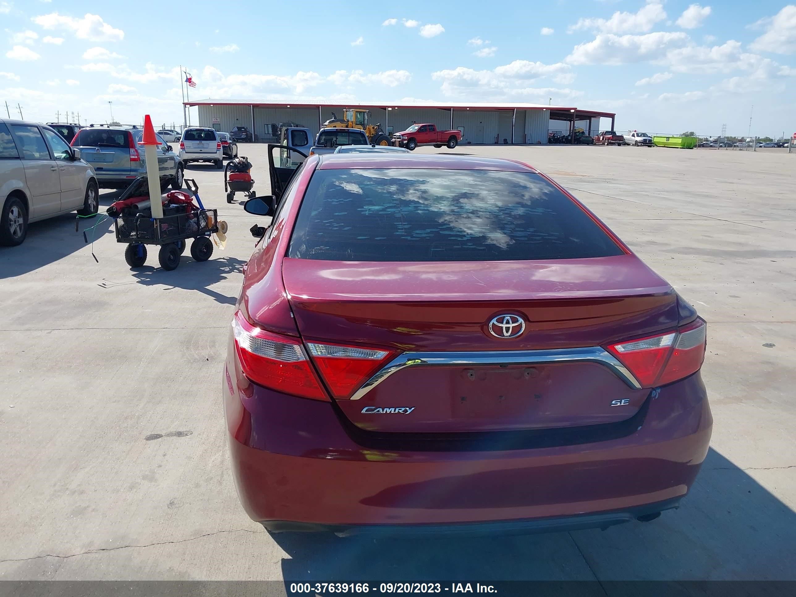 Photo 15 VIN: 4T1BF1FK8HU772588 - TOYOTA CAMRY 