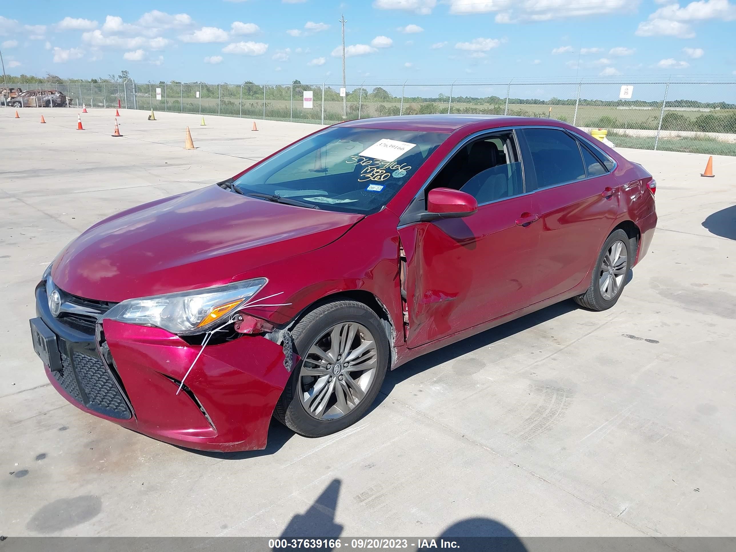 Photo 5 VIN: 4T1BF1FK8HU772588 - TOYOTA CAMRY 