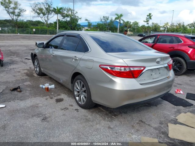 Photo 2 VIN: 4T1BF1FK8HU792808 - TOYOTA CAMRY 