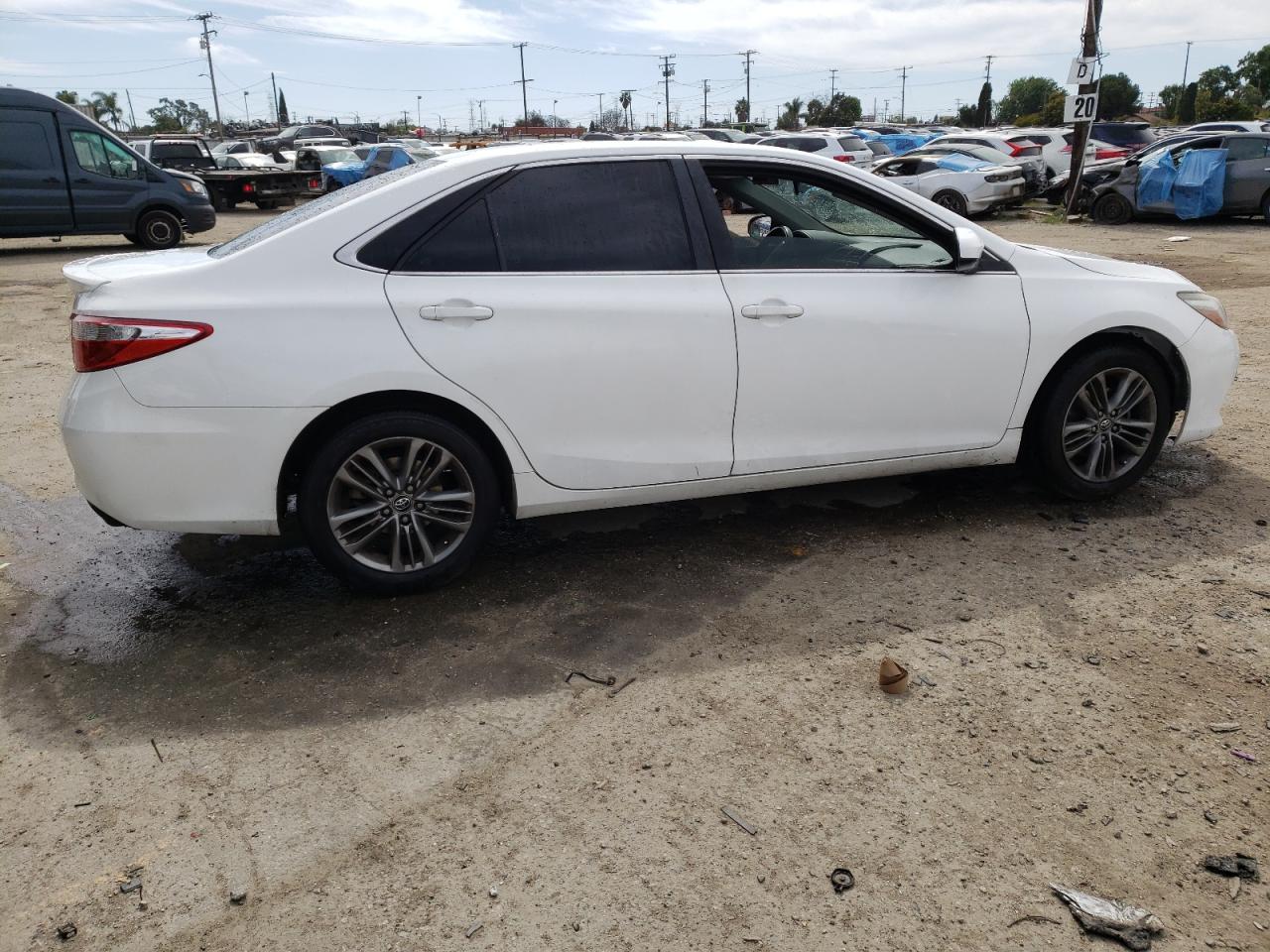 Photo 2 VIN: 4T1BF1FK8HU815519 - TOYOTA CAMRY 