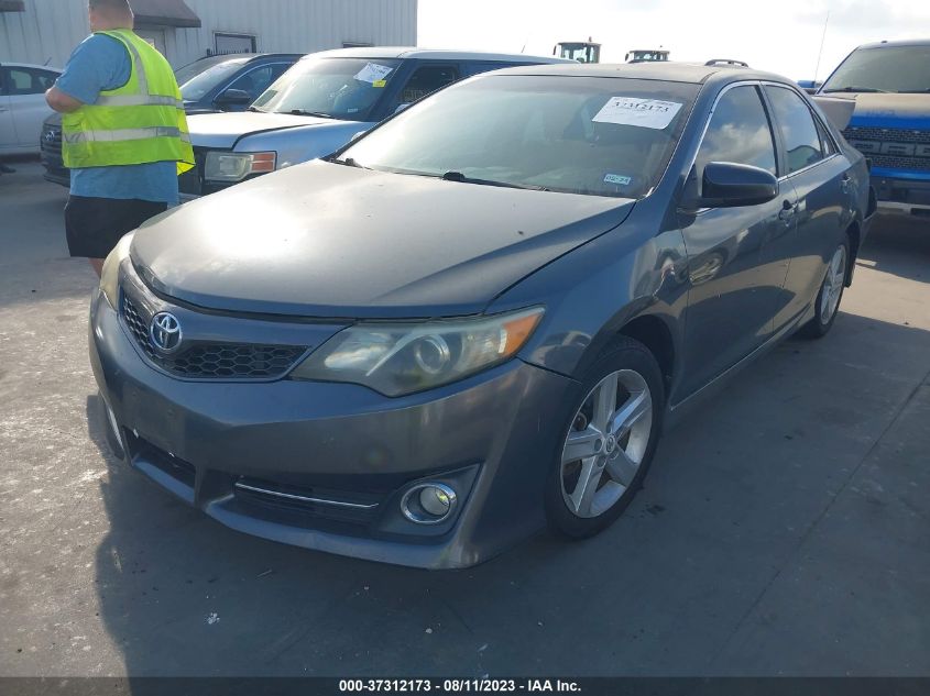 Photo 1 VIN: 4T1BF1FK9CU047588 - TOYOTA CAMRY 