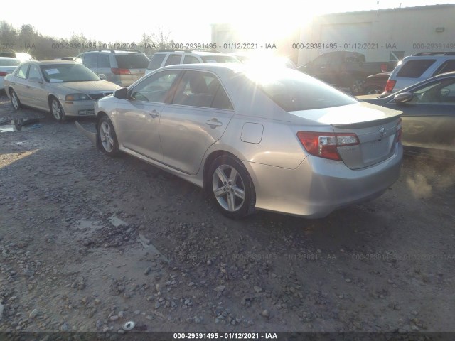 Photo 2 VIN: 4T1BF1FK9CU092112 - TOYOTA CAMRY 