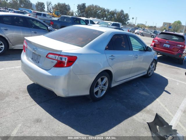 Photo 3 VIN: 4T1BF1FK9CU103299 - TOYOTA CAMRY 