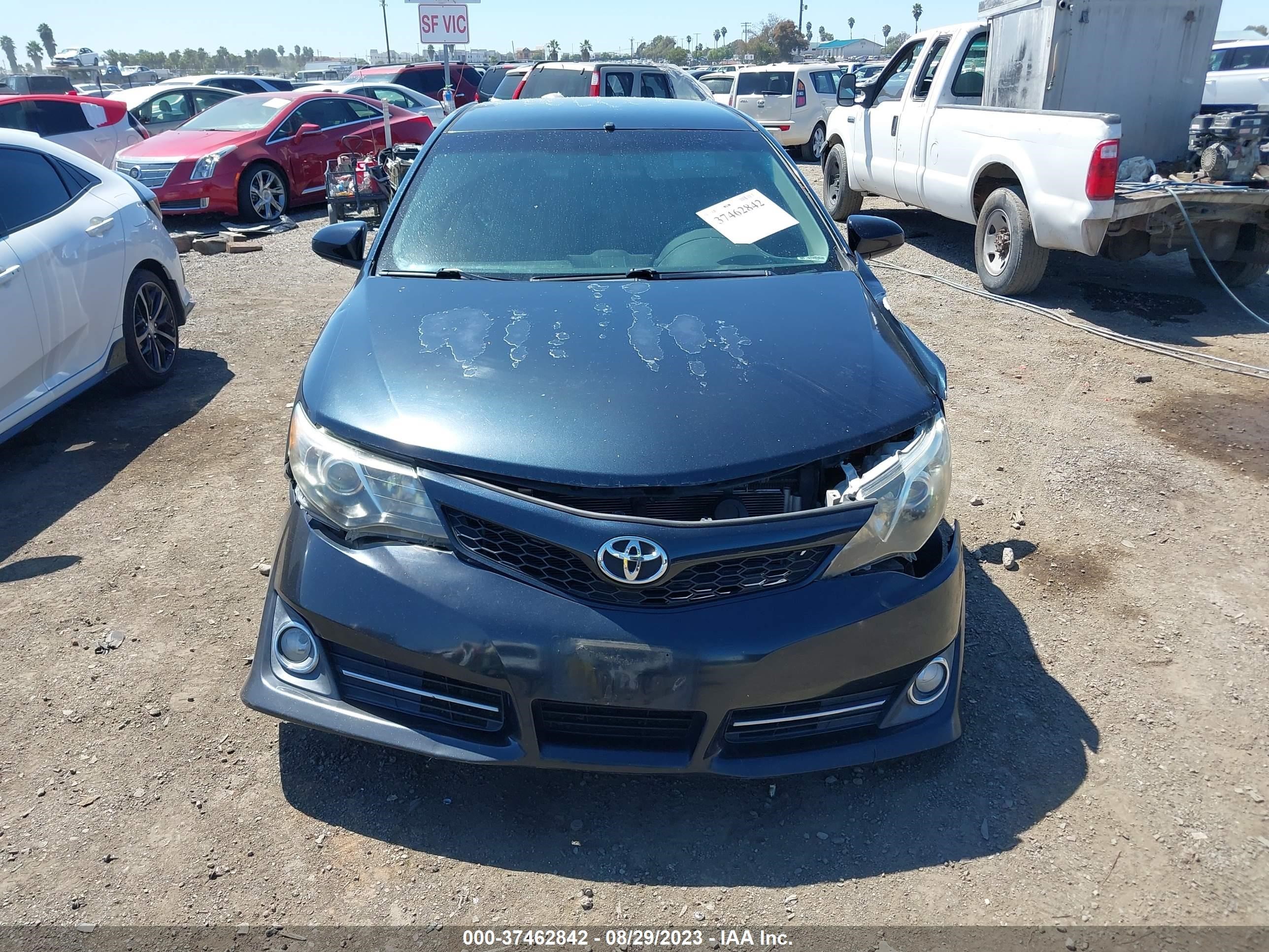 Photo 11 VIN: 4T1BF1FK9CU132981 - TOYOTA CAMRY 