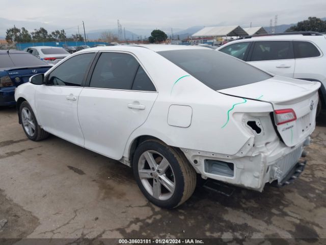 Photo 2 VIN: 4T1BF1FK9CU142894 - TOYOTA CAMRY 