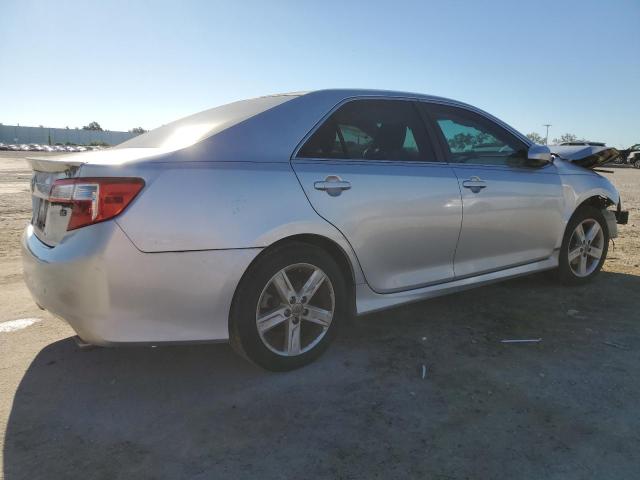 Photo 2 VIN: 4T1BF1FK9CU167942 - TOYOTA CAMRY BASE 