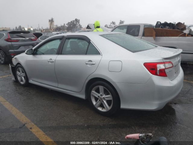 Photo 2 VIN: 4T1BF1FK9CU194333 - TOYOTA CAMRY 