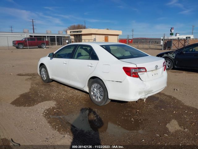 Photo 2 VIN: 4T1BF1FK9CU515982 - TOYOTA CAMRY 