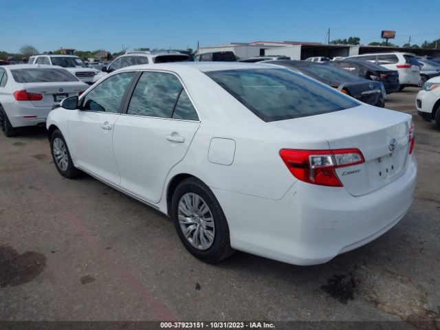 Photo 2 VIN: 4T1BF1FK9CU536945 - TOYOTA CAMRY 