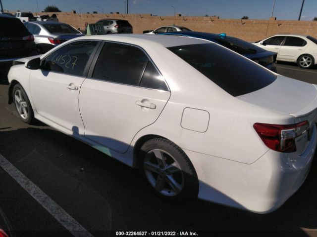 Photo 2 VIN: 4T1BF1FK9CU548142 - TOYOTA CAMRY 