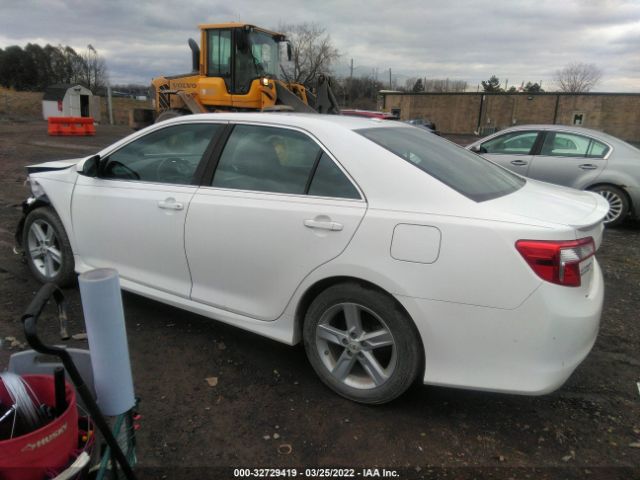 Photo 2 VIN: 4T1BF1FK9CU569668 - TOYOTA CAMRY 