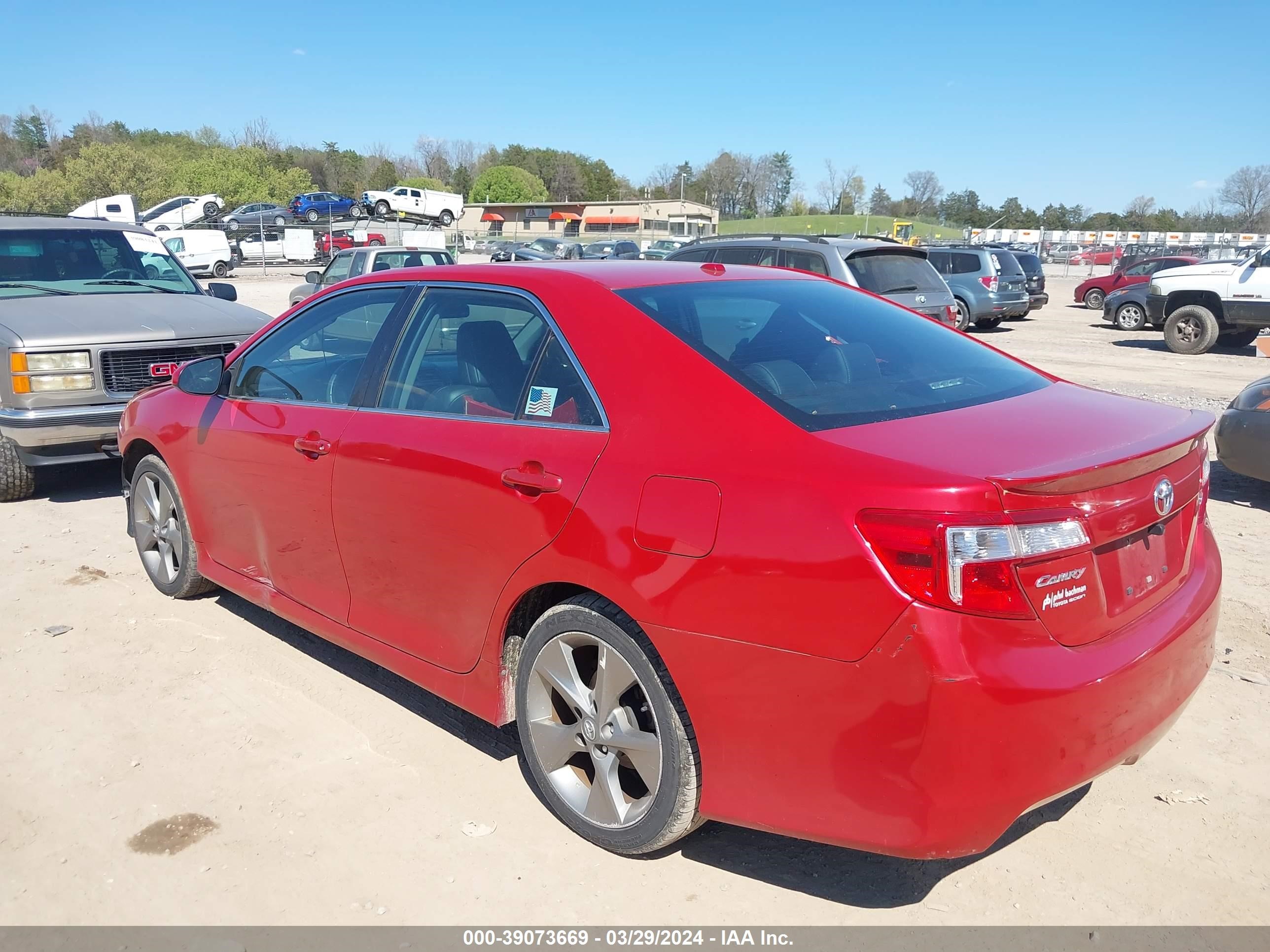 Photo 2 VIN: 4T1BF1FK9CU627374 - TOYOTA CAMRY 