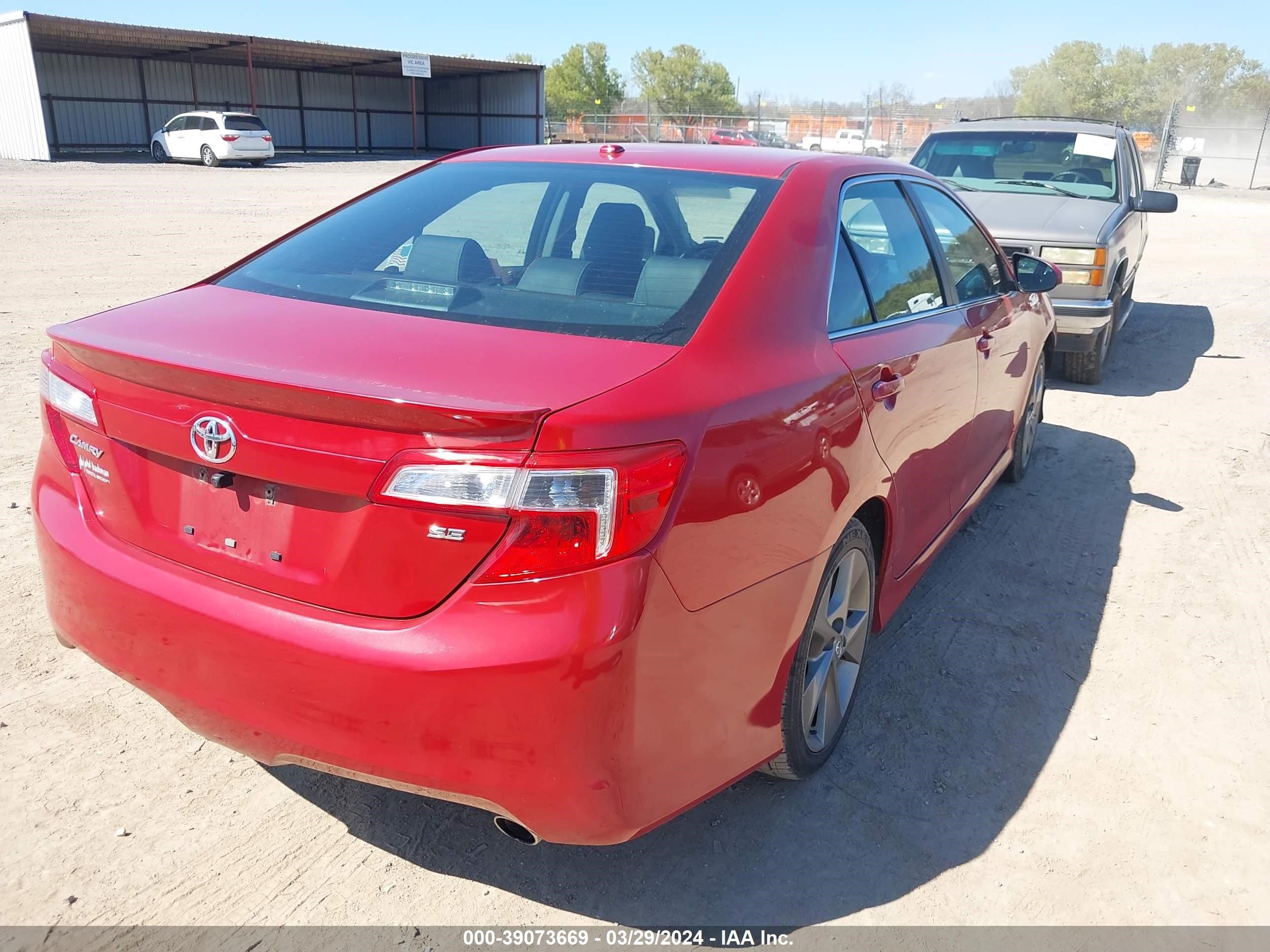 Photo 3 VIN: 4T1BF1FK9CU627374 - TOYOTA CAMRY 