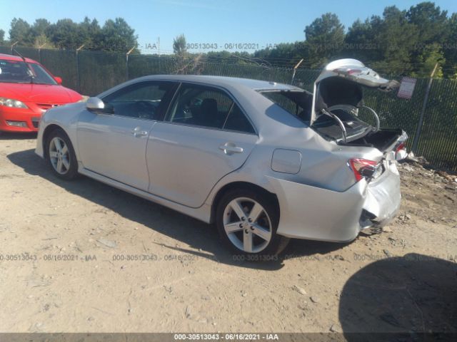 Photo 2 VIN: 4T1BF1FK9DU270585 - TOYOTA CAMRY 