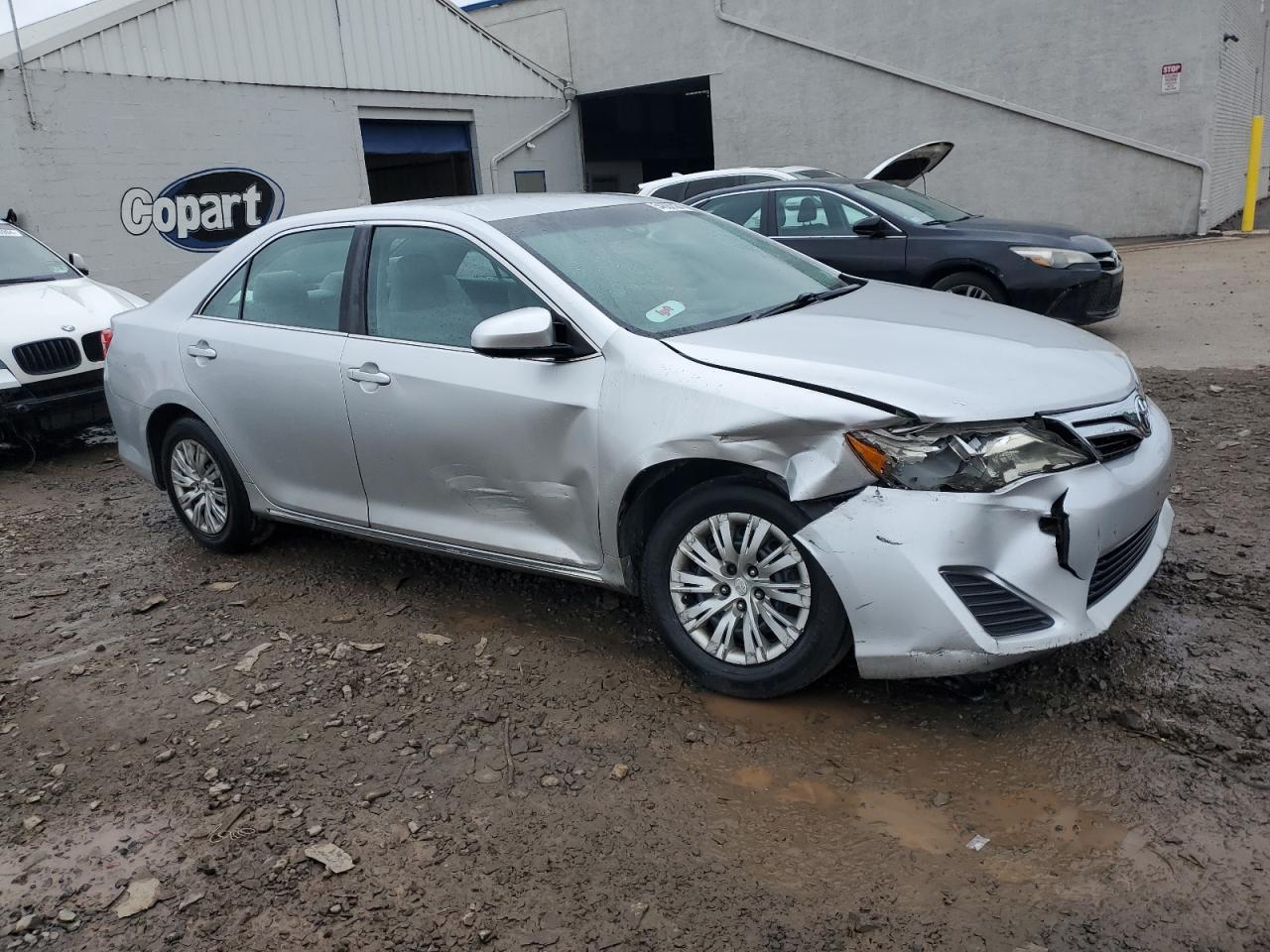 Photo 3 VIN: 4T1BF1FK9DU289332 - TOYOTA CAMRY 