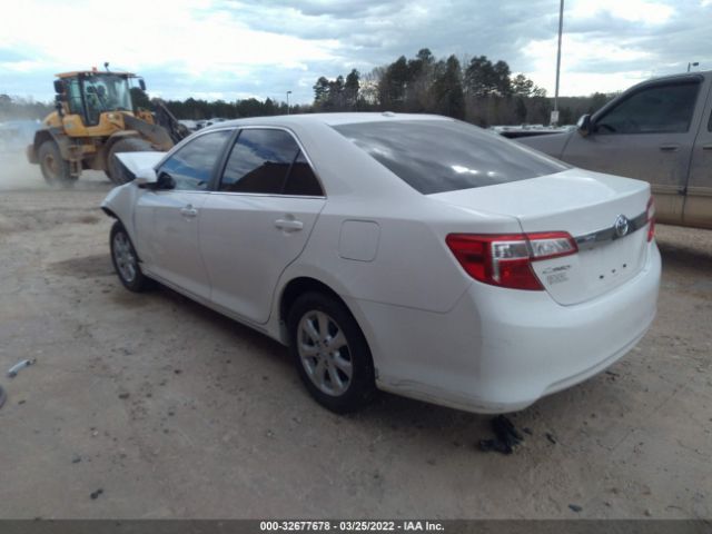 Photo 2 VIN: 4T1BF1FK9DU668489 - TOYOTA CAMRY 