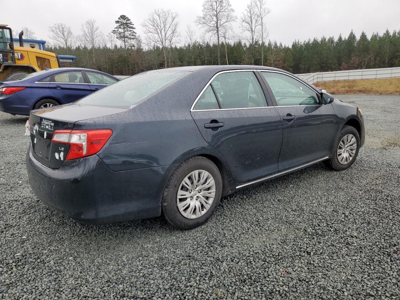 Photo 2 VIN: 4T1BF1FK9DU697961 - TOYOTA CAMRY 