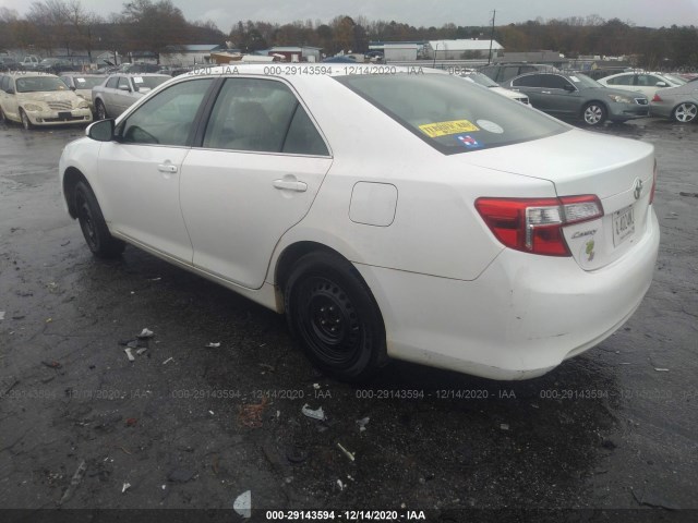 Photo 2 VIN: 4T1BF1FK9DU699998 - TOYOTA CAMRY 