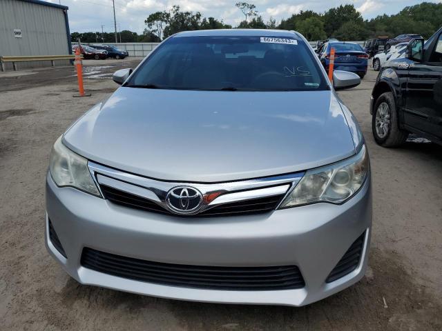 Photo 4 VIN: 4T1BF1FK9DU715598 - TOYOTA CAMRY L 