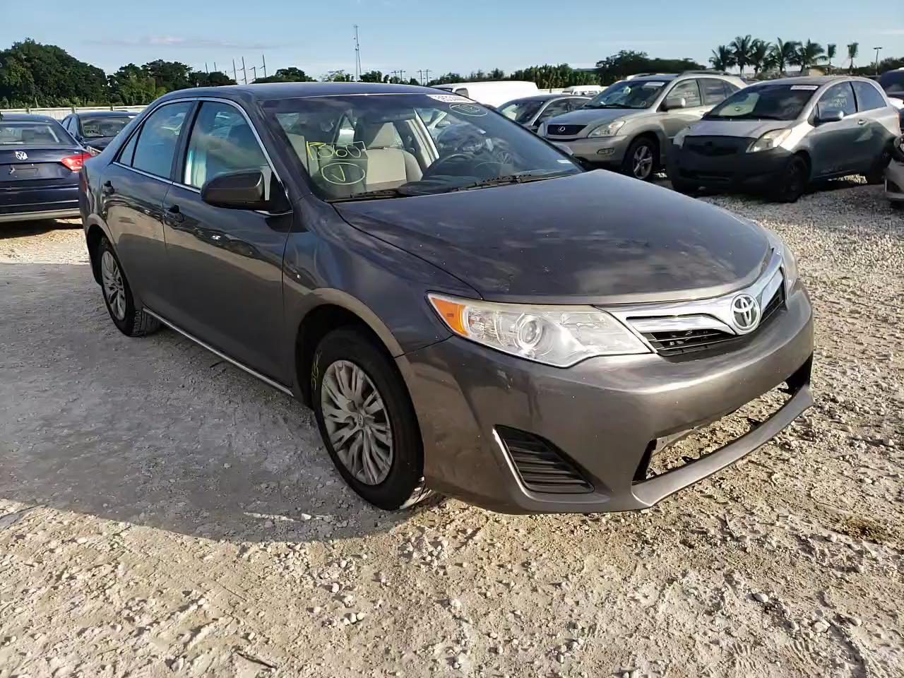 Photo 10 VIN: 4T1BF1FK9EU335971 - TOYOTA CAMRY L 