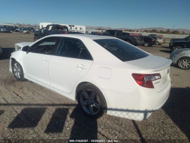 Photo 2 VIN: 4T1BF1FK9EU417599 - TOYOTA CAMRY 