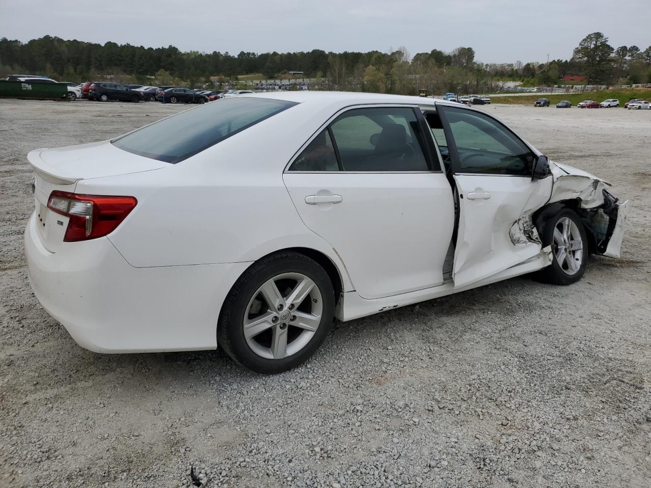 Photo 2 VIN: 4T1BF1FK9EU426612 - TOYOTA CAMRY 