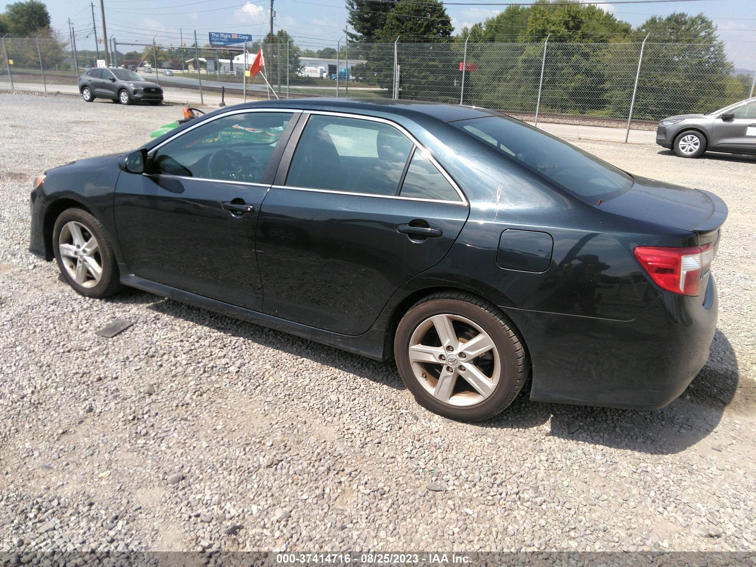 Photo 2 VIN: 4T1BF1FK9EU435178 - TOYOTA CAMRY 