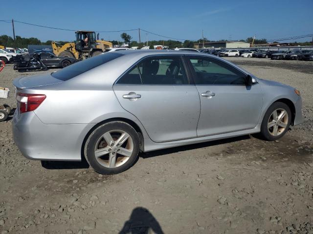 Photo 2 VIN: 4T1BF1FK9EU437898 - TOYOTA CAMRY L 