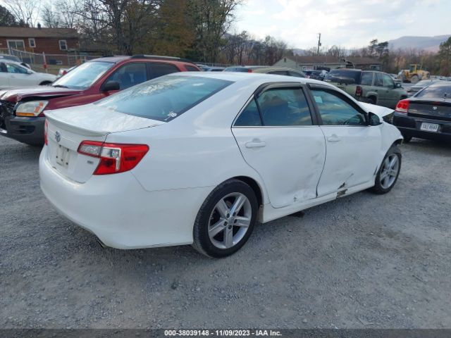 Photo 3 VIN: 4T1BF1FK9EU469055 - TOYOTA CAMRY 