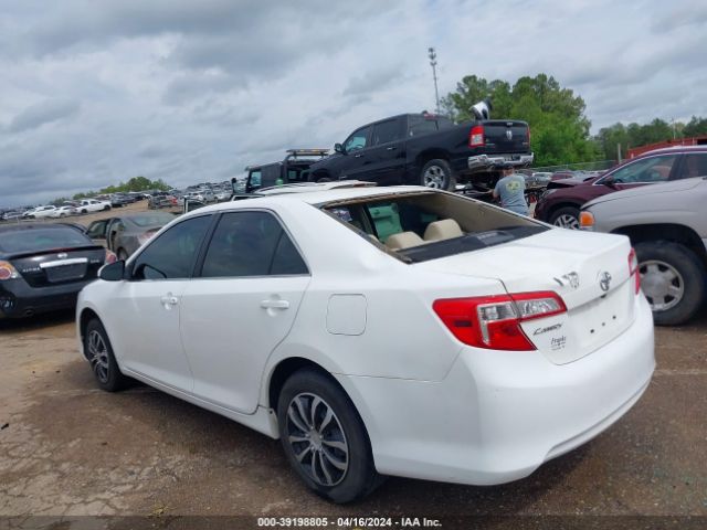 Photo 2 VIN: 4T1BF1FK9EU760929 - TOYOTA CAMRY 