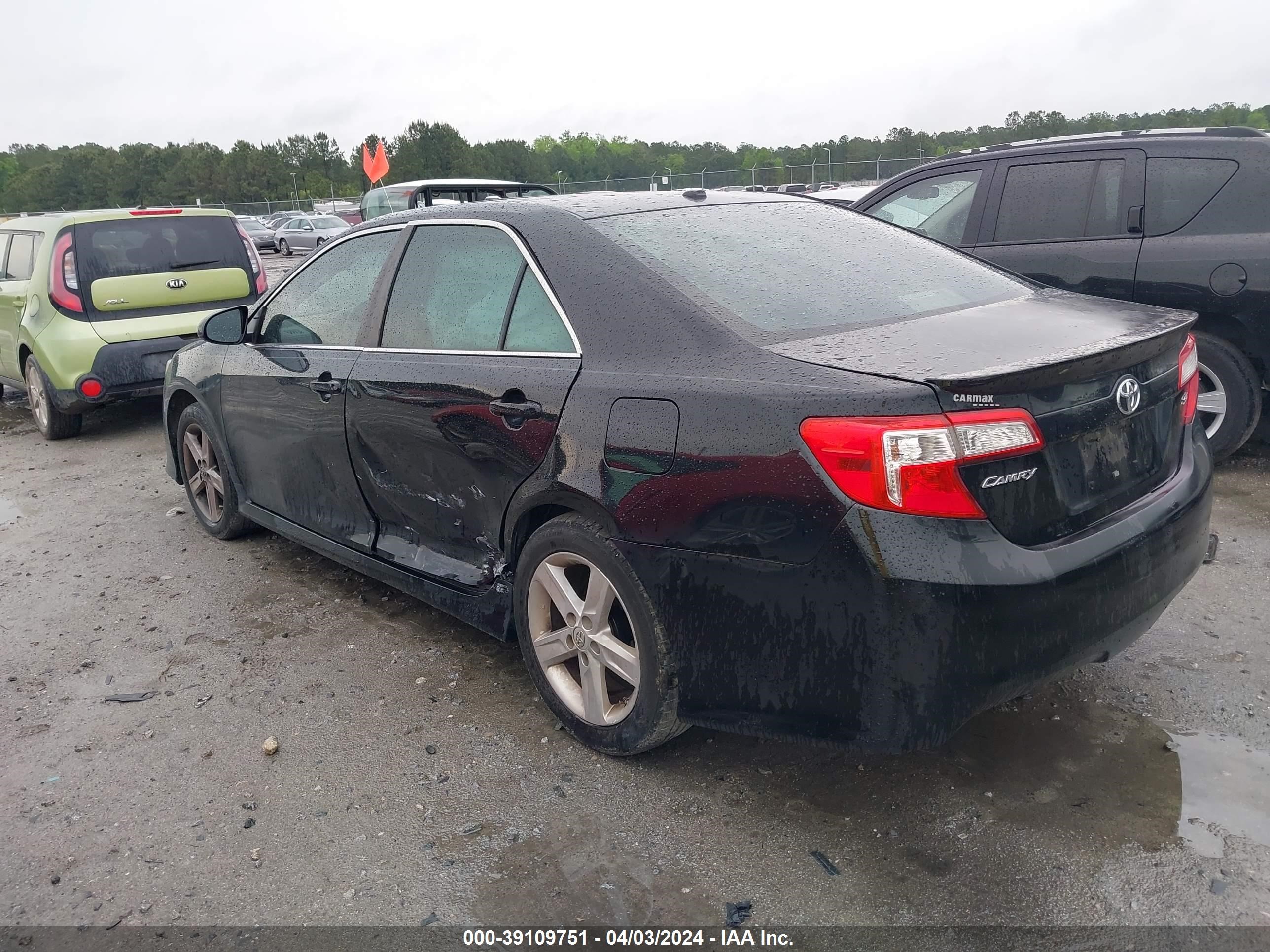 Photo 2 VIN: 4T1BF1FK9EU798760 - TOYOTA CAMRY 