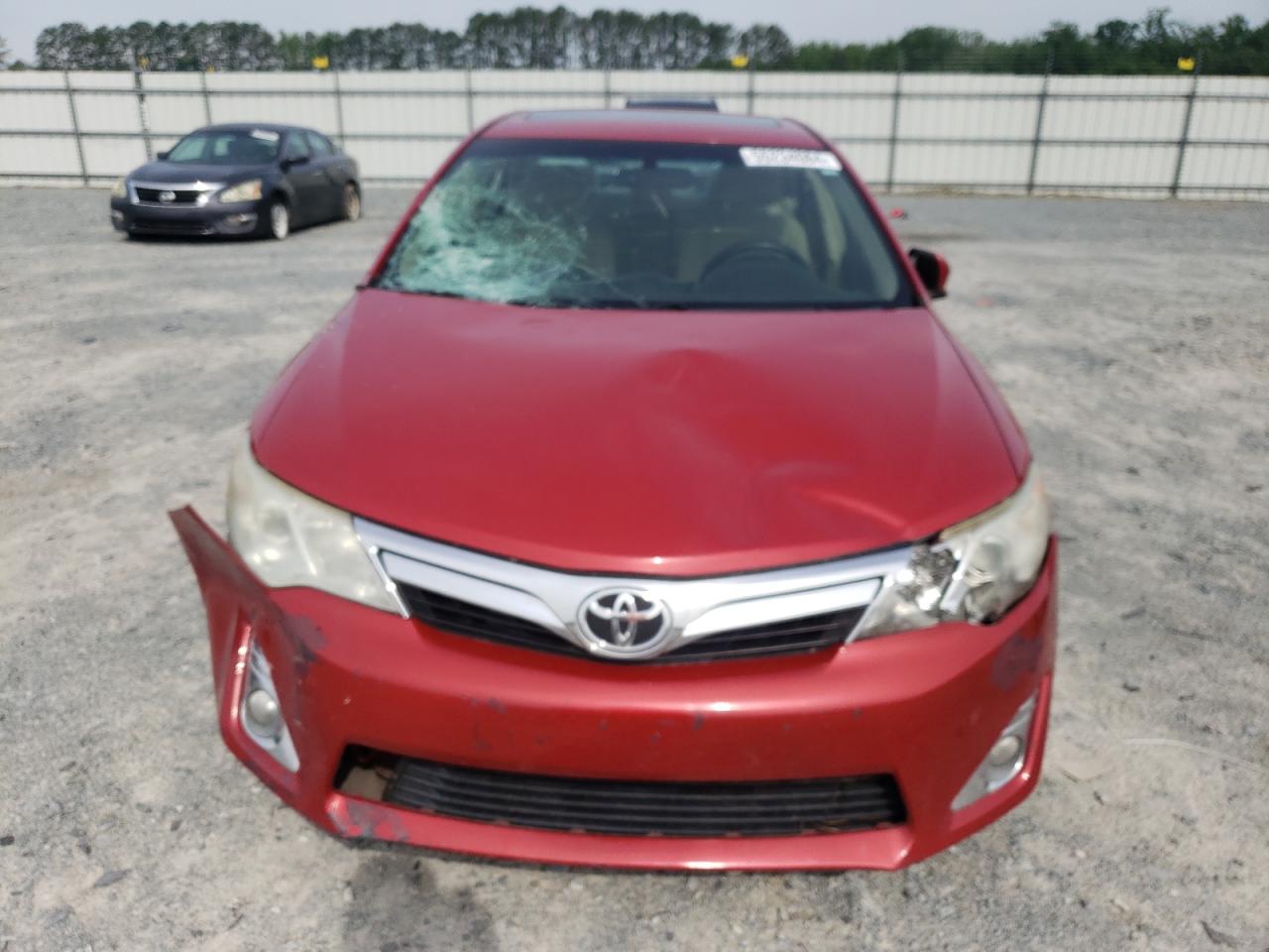 Photo 4 VIN: 4T1BF1FK9EU801639 - TOYOTA CAMRY 