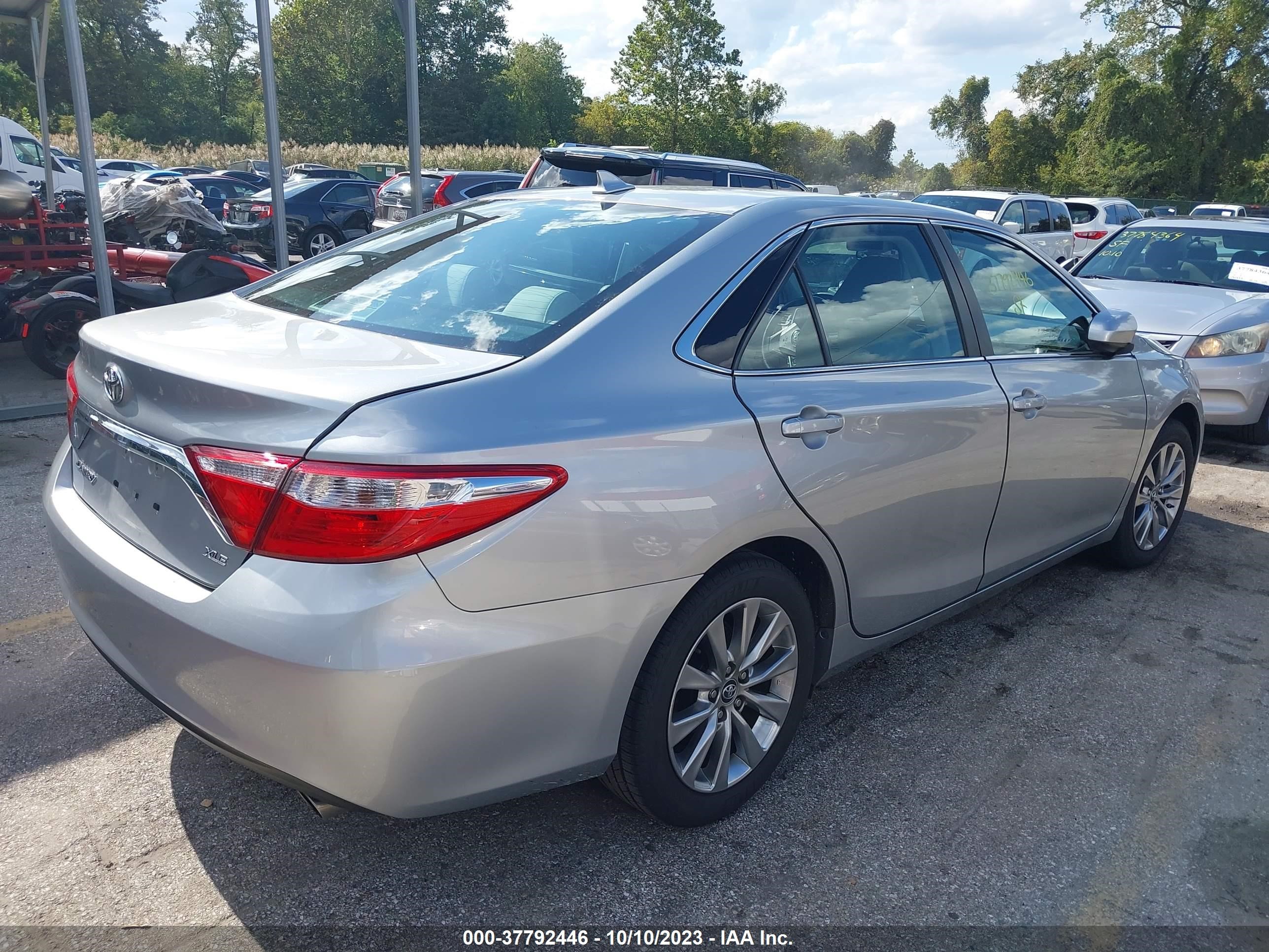 Photo 3 VIN: 4T1BF1FK9FU914153 - TOYOTA CAMRY 